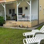 Holiday Home Balatonszárszó Сasa de vacaciones Balatonszarszo